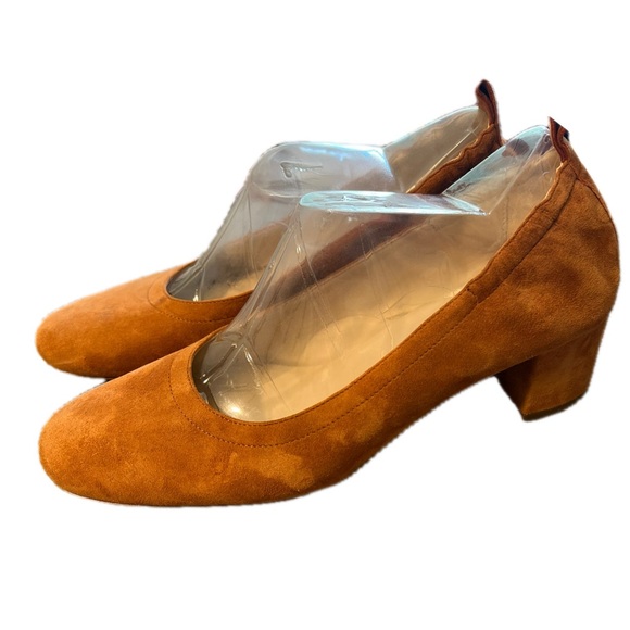 Everlane Sienna Suede Day Heels - Picture 1 of 7